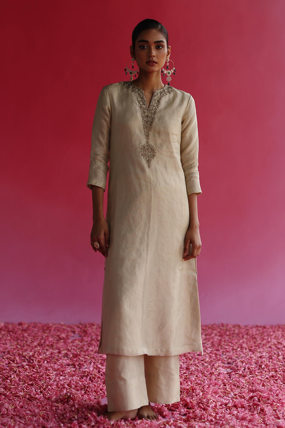 Kaljo Kurta Set