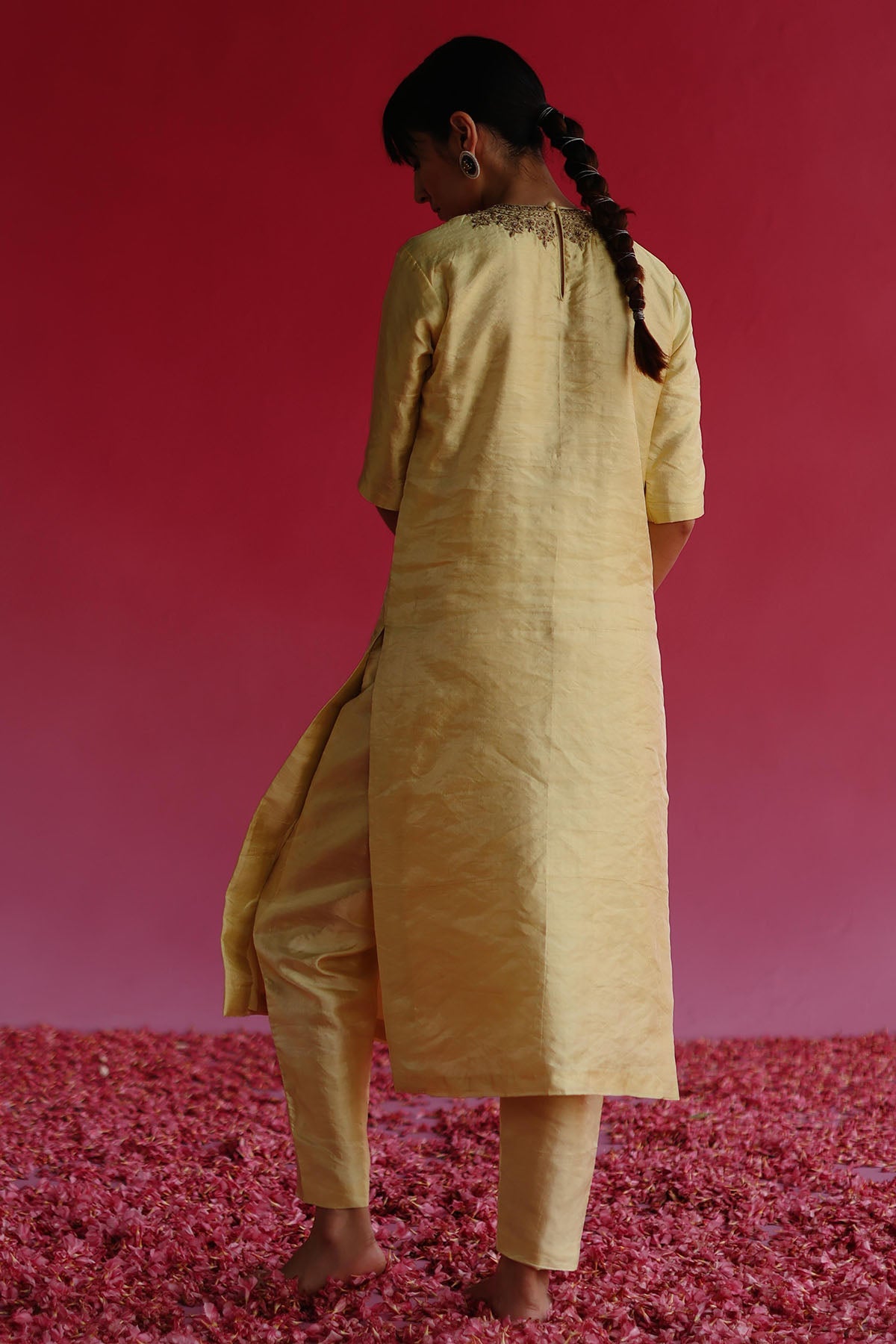 Manjari Kurta