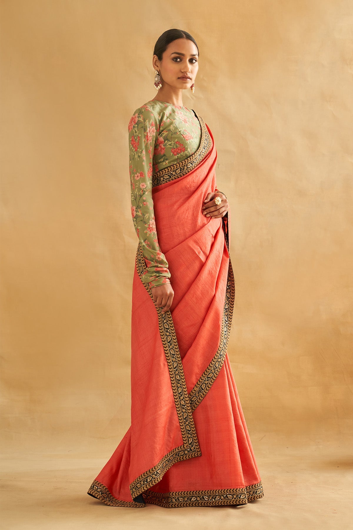 Aina- Saree