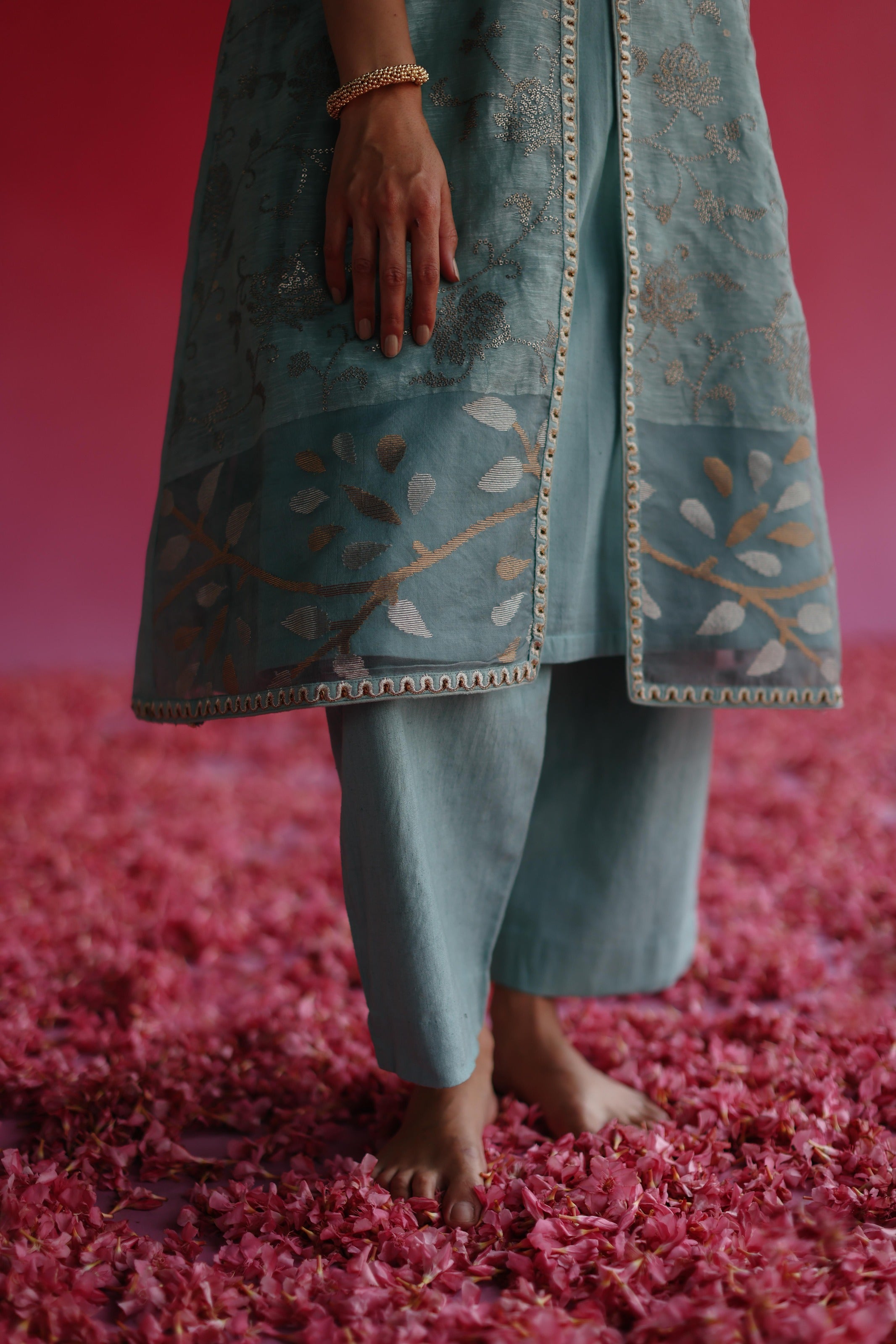 Pushti Kurta Set