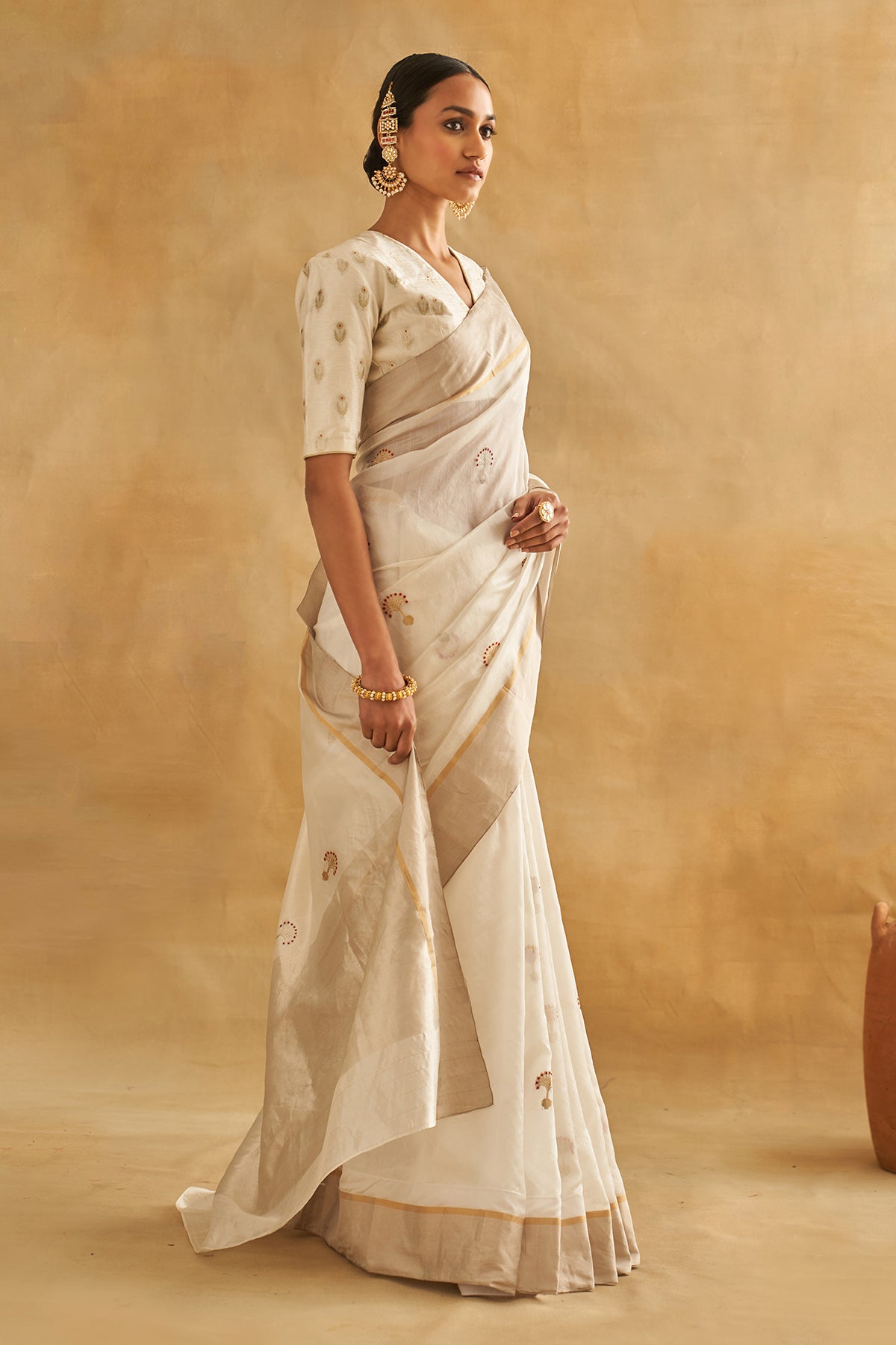 Ambuja Saree Set