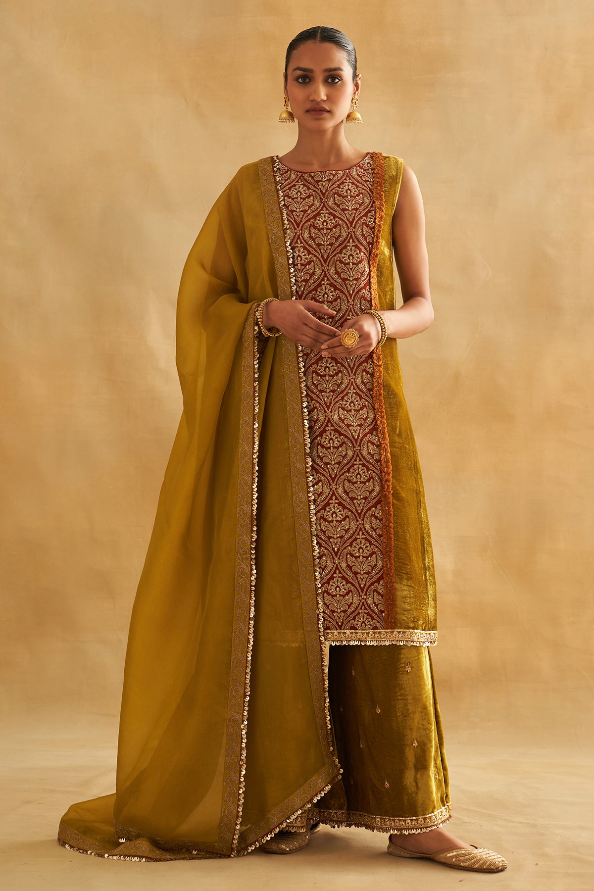 Amrapali Kurta Set