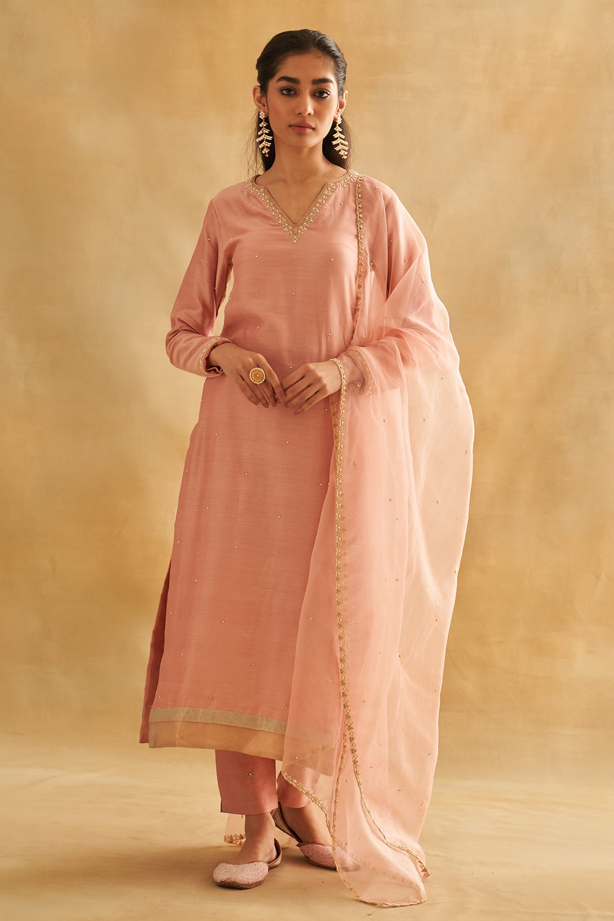 Lutfiya Kurta Set