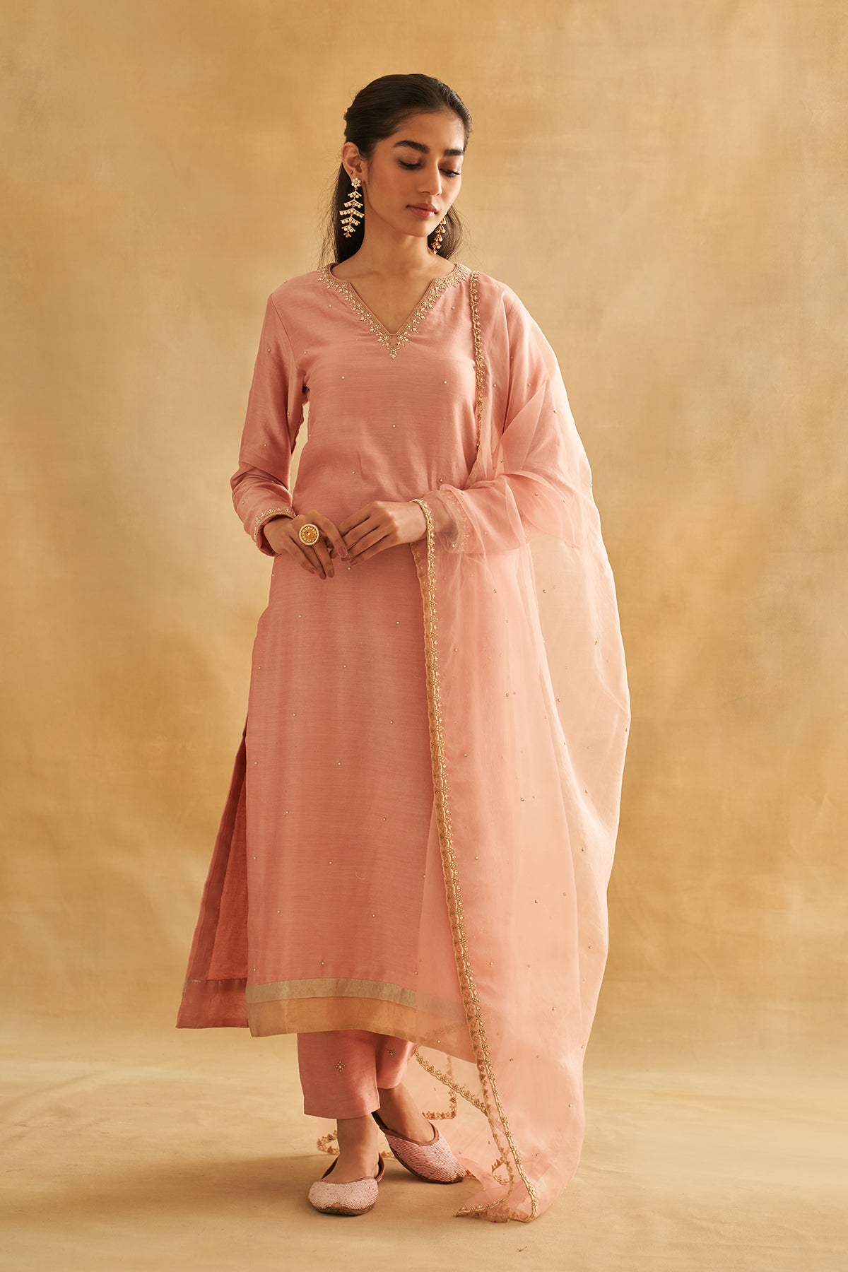 Lutfiya Kurta Set